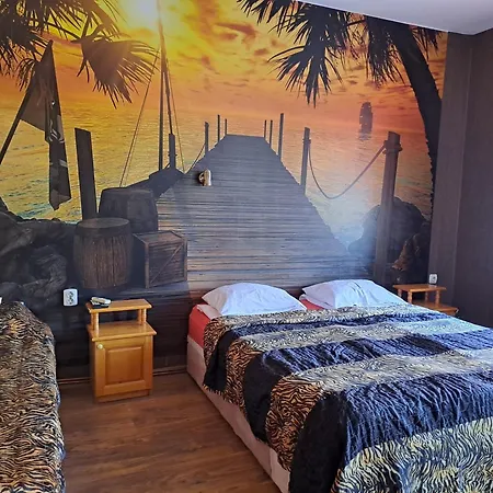 Morska Zvezda Konukevi 2*